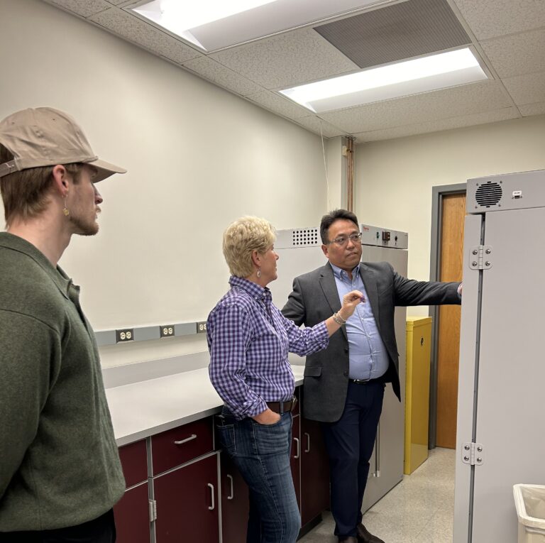 Dr. Liam Chen showcasing aspects of The Alzheimer's Legacy Lab at the UMN