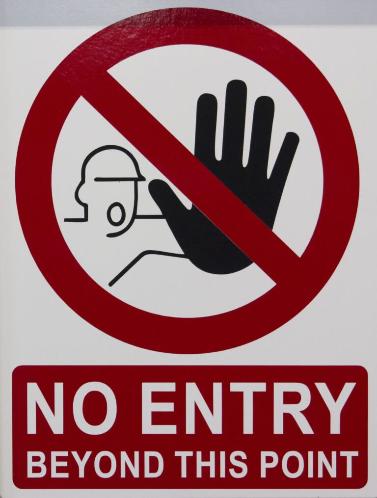 stop, no entry sign